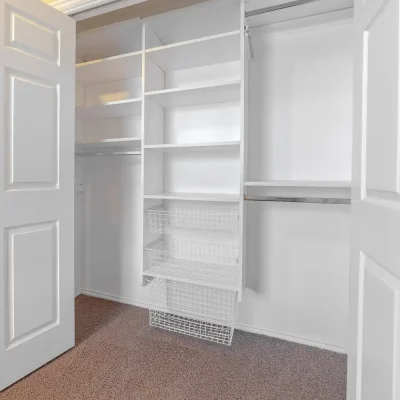 closet shelving