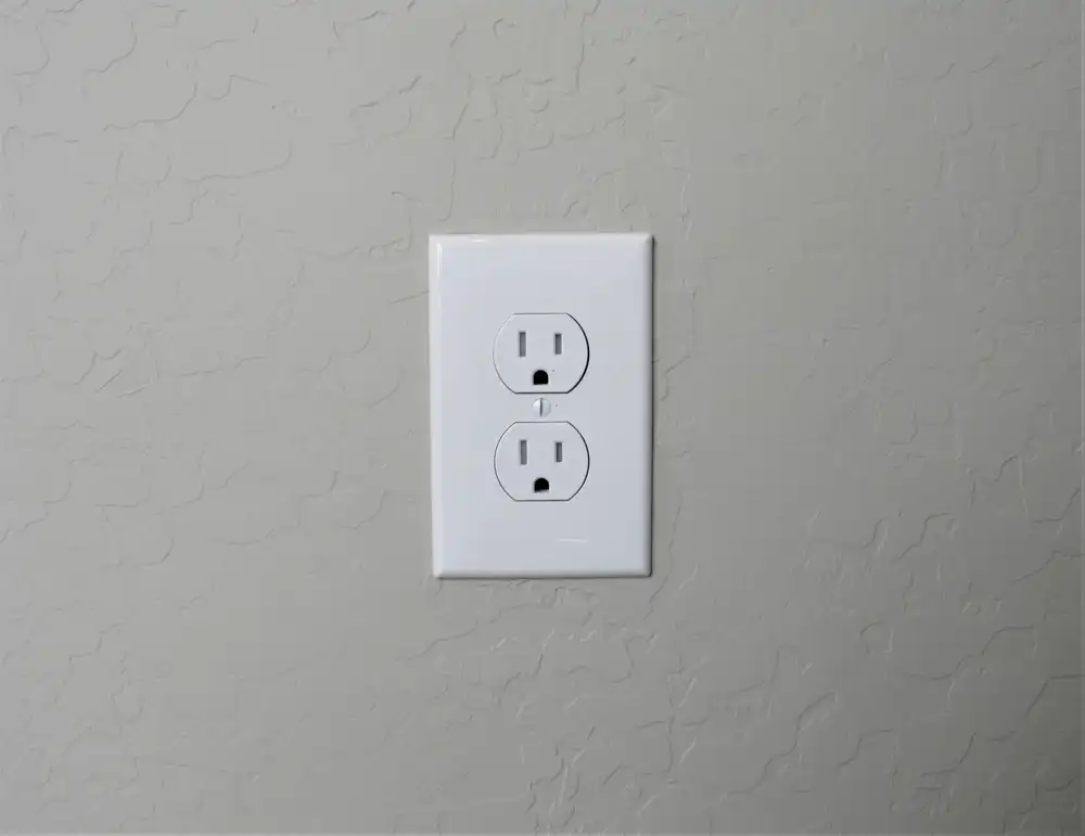 outlet install